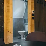 Tri Vikendice