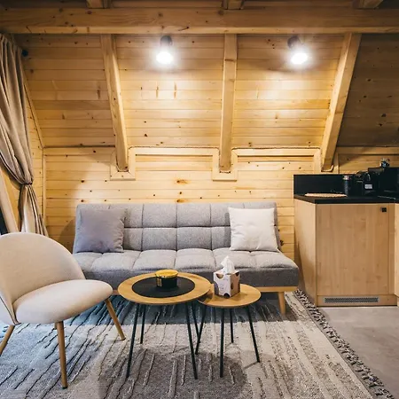 Tri Vikendice - Idilican Boravak U Prirodi Blidinja * Risovac