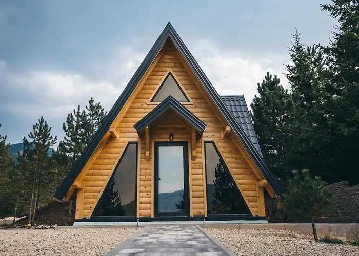 Prázdninový areál Tri Vikendice